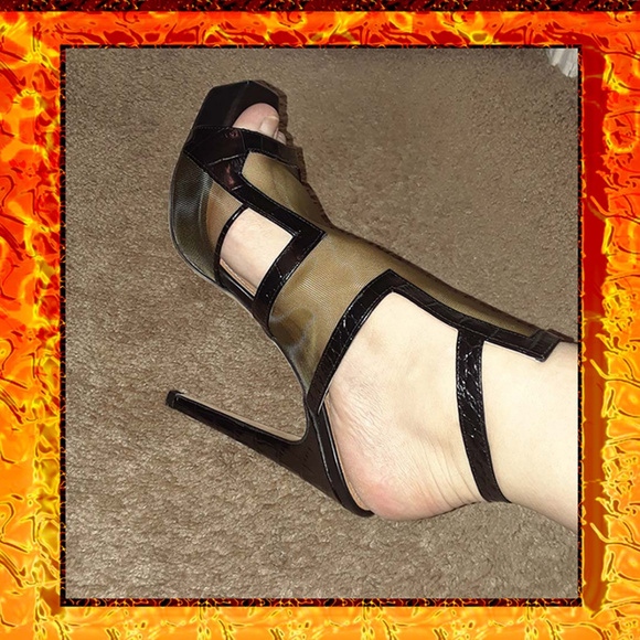 New 💋 sexy 8.5/39 Aperlai leather & mesh heels - Picture 2 of 15